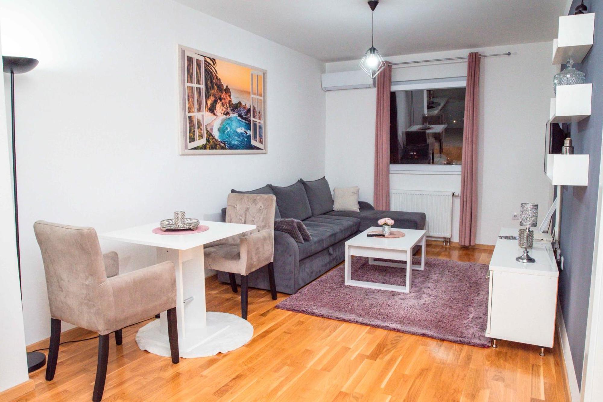 Apartman Royal 2 Добой Экстерьер фото