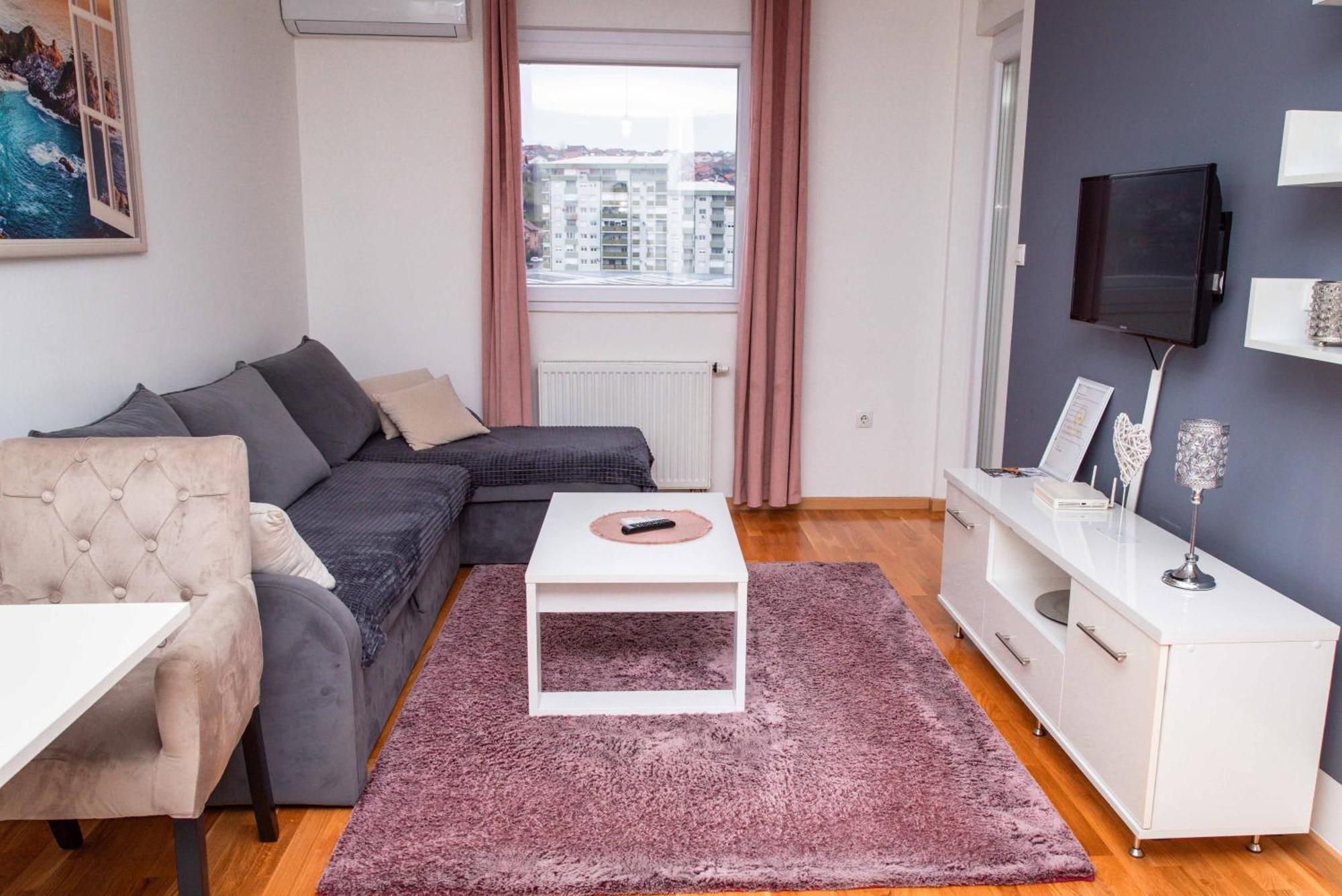 Apartman Royal 2 Добой Экстерьер фото