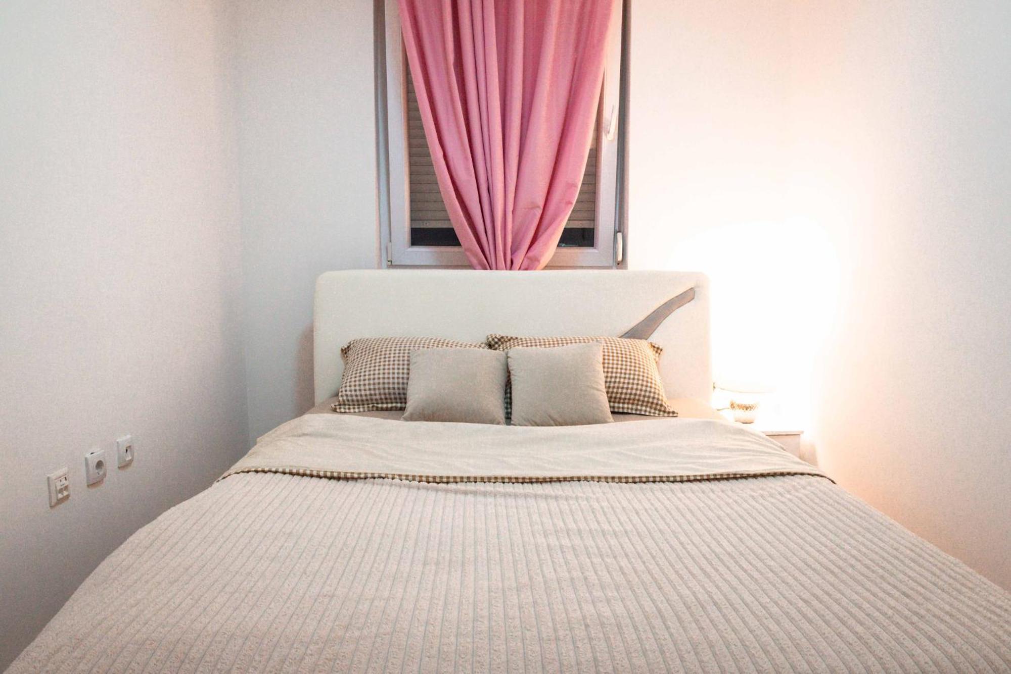 Apartman Royal 2 Добой Экстерьер фото
