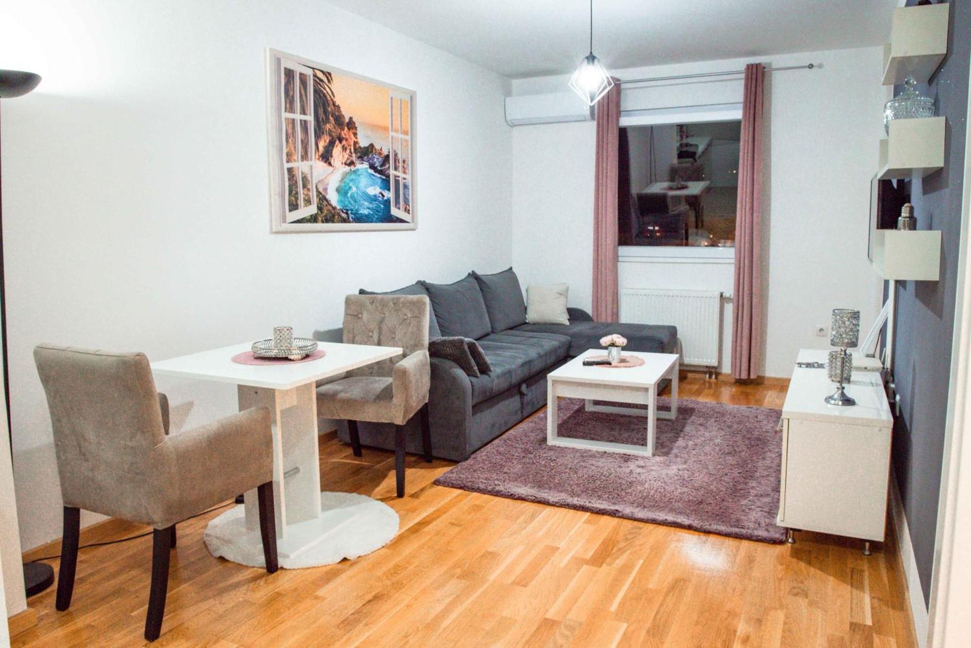 Apartman Royal 2 Добой Экстерьер фото